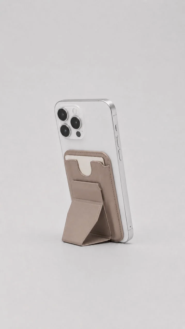 MagSafe Wallet Stand หนังแท้ รุ่นบางพิเศษ พร้อมที่คล้องนิ้ว | Leather Mine
