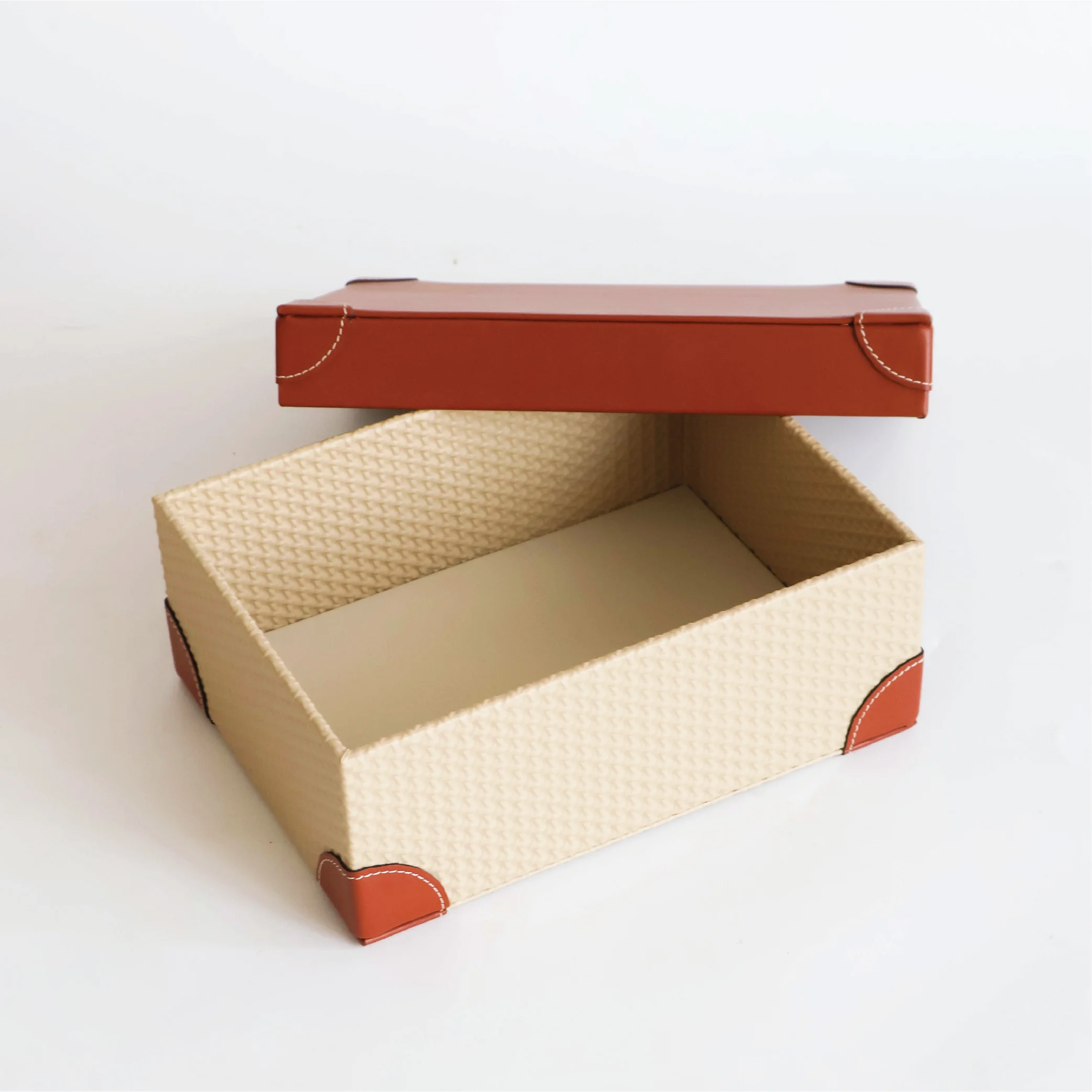 vintage-woven-storage-box-set-leather-trim-3
